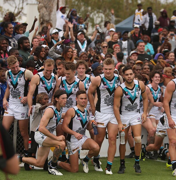 AFL 2016 Rd 10 Melbourne v Port Adelaide AFL 2016 Rd 10 Melbourne v Port Adelaide
